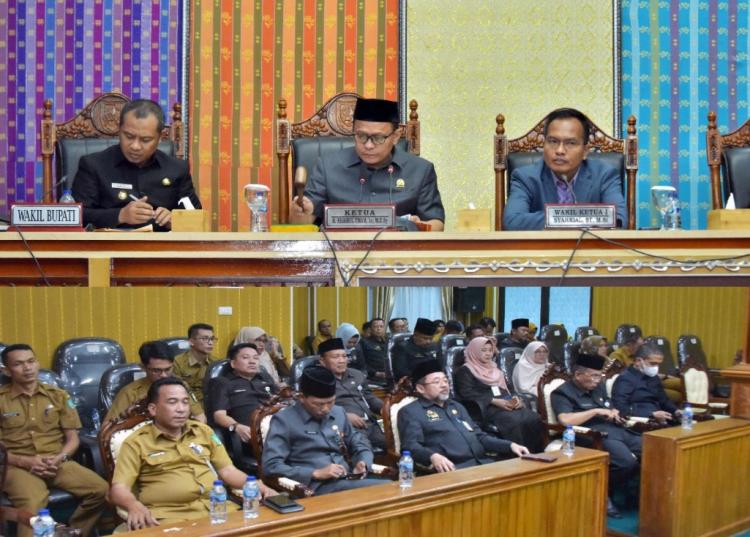 DPRD Bentuk 3 Pansus Pada Rapat Paripurna