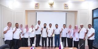 Sekretariat DPRD Lakukan Penandatanganan Pakta Integritas dan Perjanjian Kinerja TA 2023