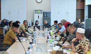 Komisi I Gelar Rapat terkait Edaran Permendagri Nomor 112 Tahun 2014 Tentang Pilkades