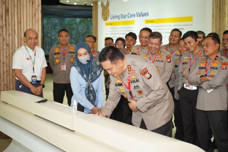 Gelar Operasional di Polres Pelalawan, Kapolda Riau : Pahami Mekanisme Perusahaan Untuk Lakukan Strategi Pengamanan Kepolisian