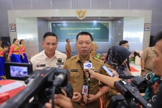 Pemko Pekanbaru Terima Dua Penghargaan KN Award 2023 dari KPKNL 