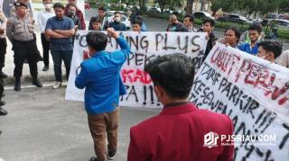 Cipayung Plus Pekanbaru : Periksa Kadishub dan Kepala UPT Diduga Pungli Terkait Dana Parkir