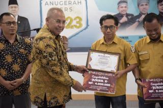 Puncak HPN dan HUT ke 77 PWI, Bupati, Wabup Hingga Perangkat Daerah Terima Penghargaan dari PWI Bengkalis