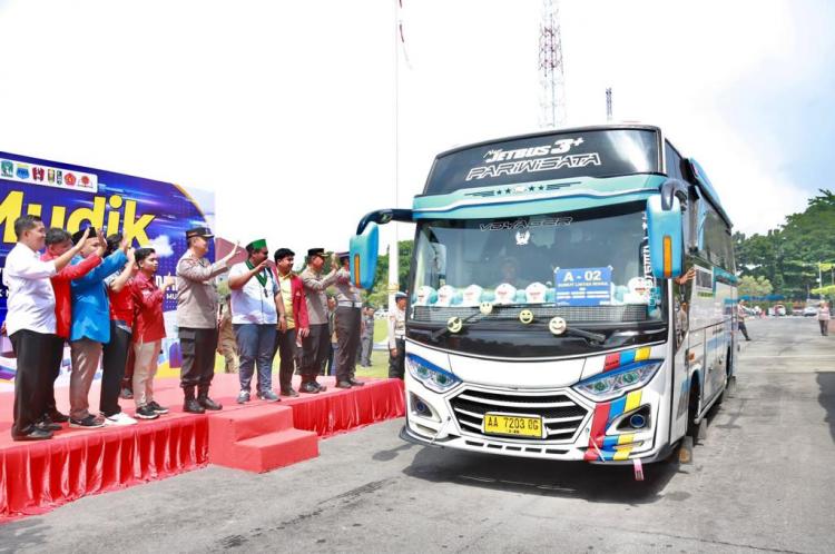 Mudik Kebangsaan Cipayung Plus Riau Bersama Polda Riau