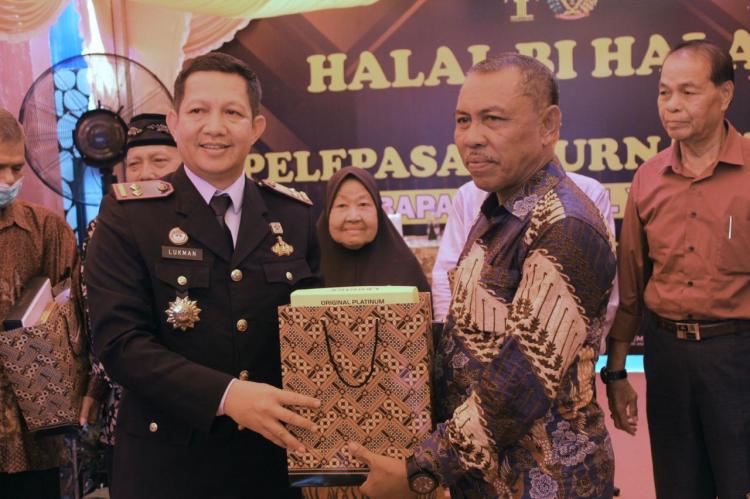 Halal Bi Halal Sekaligus Pelepasan Purna Tugas Pegawai Lapas Kelas IIA Bengkalis