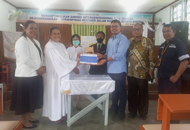 Momentum Kenaikan Isa Al-Masih PT Timah TBK Serahkan Bantuan Sarana ibadah ke Gereja Batesheda Muntok 