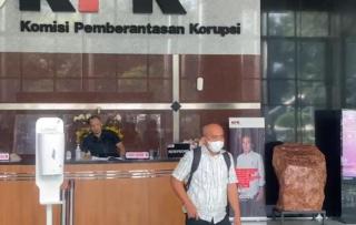 Walikota Pangkalpinang "Cak Cak Tuli" Saat di tanya Jam Tangan usai di Panggil Oleh KPK