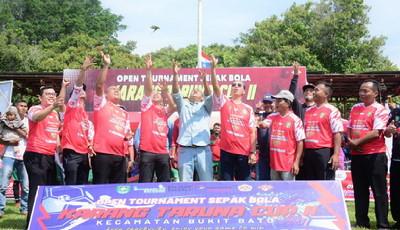 Bupati Kasmarni Berharap Turnamen Sepakbola Karang Taruna Cup II Bukit Batu, Sebagai Sarana Adu Bakat dan Prestasi