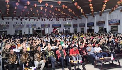 Waisak 2567 BE, Bupati Kasmarni Ajak Wujudkan Tali Kasih Antar Sesama
