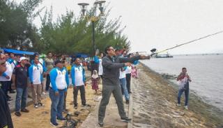 HUT Bhayangkara ke-77, Bupati Bengkalis Lepas para Anglers Fishing Tournament