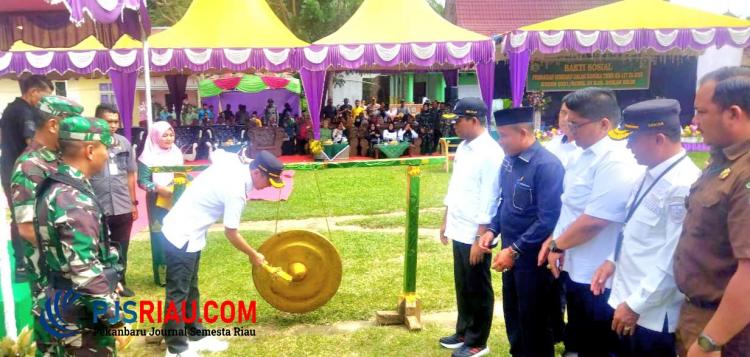 Bupati Rohil Secara Resmi Buka Program TMMD ke-117 Kodim 0321 Rohil