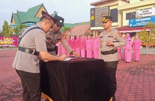 Upacara Sartijab Sekaligus Laporan Kenaikan Pangkat Personil Polres Bengkalis