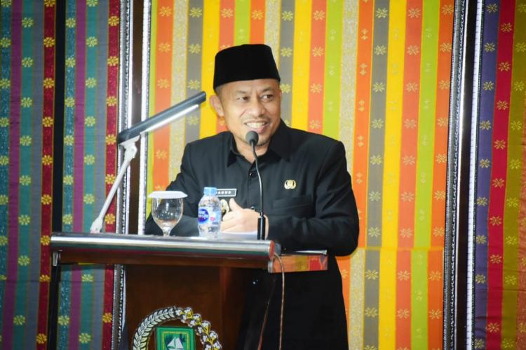 Bupati Kasmarni Dukung Ranperda Ekraf dan UMKM Segera Dilanjutkan Kedalam Pembahasan
