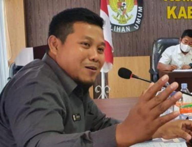 Terpilih Sebagai Anggota Bawaslu Bengkalis Priode 2023-2028, Lima Komisioner Bawaslu Bengkalis Siap dilantik