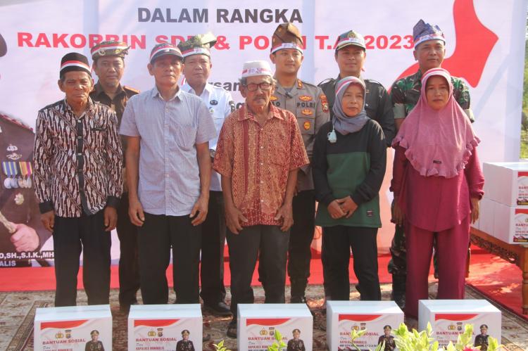Stabilkan Garis Pantai, Kapolres Bengkalis: Jaga Tanaman Mangrove Agar Tumbuh Kuat