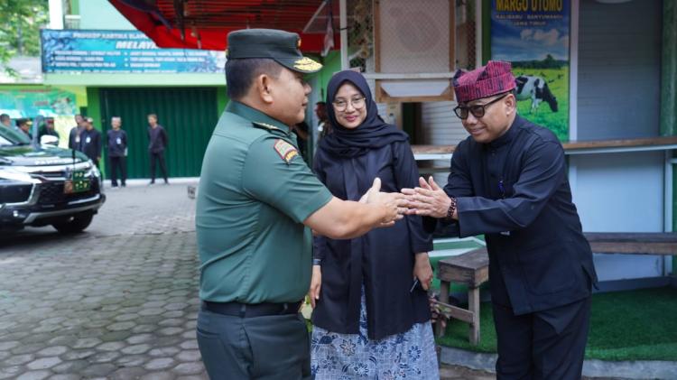 Kasad : Kalau Untuk Kepentingan Bangsa dan Negara, Saya _Nggak_ Pernah Mikir-Mikir
