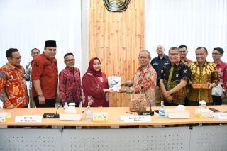 Bupati Kasmarni Tandatangani Kerjasama dengan Kementerian ESDM, Pemkab Bengkalis Dapat Izin Pembangunan Jalan Lingkar Barat Duri