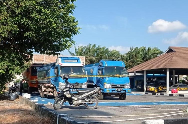 Breaking News, Polres Bangka Bersama Polda Babel Amankan BB Solar Ilegal Milik H Yusuf