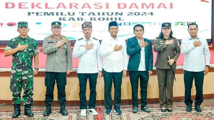 Bupati Hadiri Deklarasi Damai Pemilu Tahun 2024 yang di Inisiasi Polres Rohil