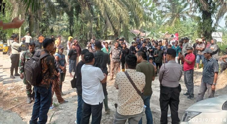 Nyaris Bentrok Poktan Duri XIII dengan Satpam PT Murini Wood Indah Industri Terkait Panen Sawit di Lahan 387 Ha