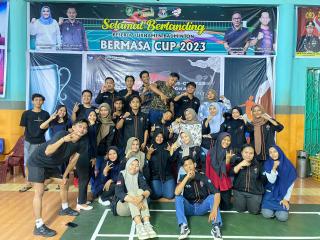 UKM Olahraga Laksanakan Turnamen Badminton se-Civitas Politeknik Negeri Bengkalis di Gor Rabbit