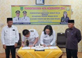 Pemkab dan Kejari Rohil Teken MoU Bidang Datun