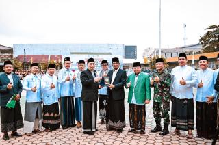 Ketua PWNU Riau H T Rusli Ahmad SE MM :  Kita Berharap Santri Menjadi Duta Dunia Dalam Era Digitalisasi