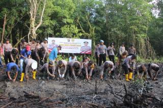 Mengabdi Pada Negeri, Biro SDM Polda Riau Bersama Polres Bengkalis Tanam 250 Bibit Mangrove 