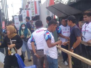 Waauuuu.... Sang Penjaga Pintu Tegas Tolak Wartawan Meliputan Turnamen Bola Volly Putra Piala Bupati Kampar