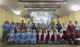 Edukasi Stunting oleh PT Timah: Pelajar SMK Muntok Dukung Indonesia EMAS 2045