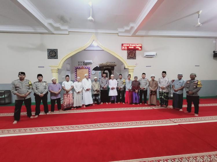 Jelang Pemilu 2024, Personel Polsek Medang Kampai Berdiskusi Serta Sampaikan Imbauan Kamtibmas