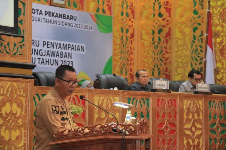 Sampaikan LKPj 2023, Pemko Pekanbaru Berharap DPRD Segera Bentuk Pansus