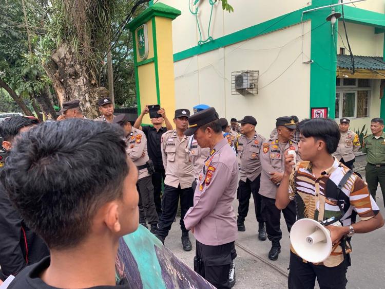 Tuntut DLHK Bertindak Tegas; Himarohu Riau Desak Pemprov Riau Ambil Alih Kasus Pencemaran Aliran Sungai Ngaso