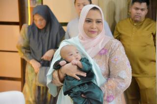 Aqiqah Cucu Kedua, Bupati Kasmarni dan Keluarga Ucap Terima Kasih Atas Kehadiran Tetamu Undangan