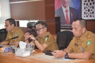 Bahas Rencana Usulan Perubahan APBD 2024 di Ruang Rapat Zahari Bappeda Bengkalis