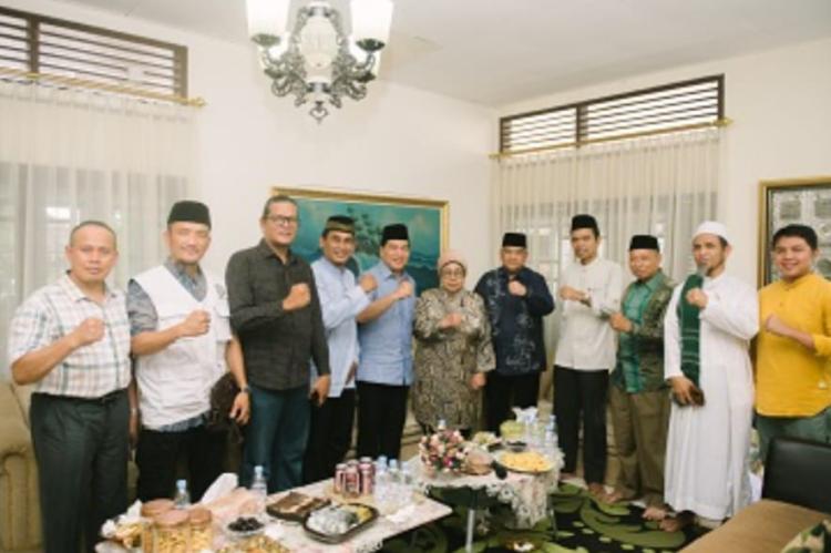 Setelah Foto Bersama Tokoh dan Ulama Viral, Edy Natar Bertemu Sofyan Siroj Ada Apa?