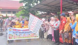 Pawai HAN 2024 Kabupaten Bengkalis Dilepas Bupati Kasmarni