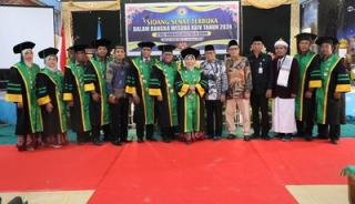Rapat Senat Terbuka Hari Kedua dalam Rangka Wisuda Sarjana STAI Hubbulwathan Duri Diikuti Bupati Bengkalis
