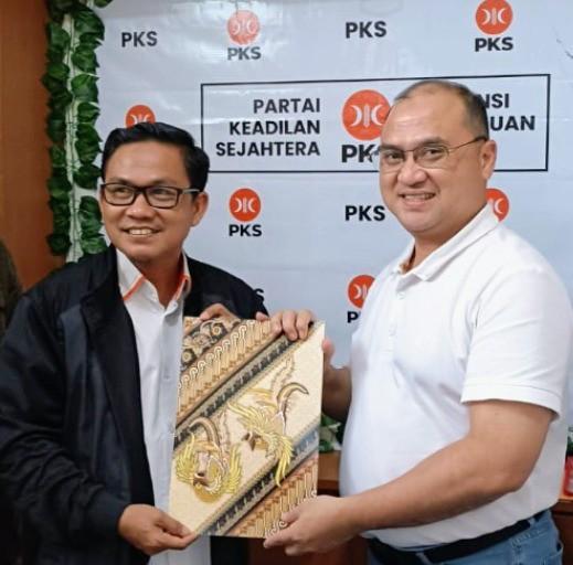 Erzaldi Rosman Djohan Perkuat Koalisi: PKS Resmi Bergabung untuk Pilgub Babel 2024
