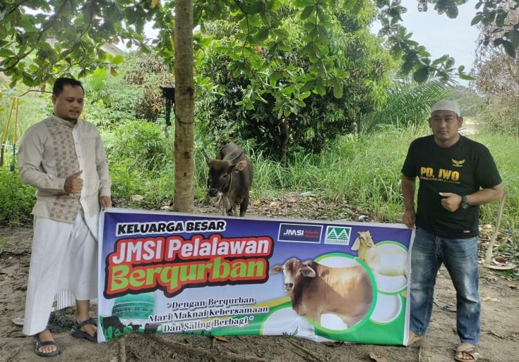 Idul Adha 2024, Keluarga Besar JMSI Pelalawan Potong Satu Ekor Sapi Kurban
