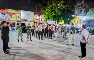 Sinergitas TNI Polri Sat Pol PP dan Masyarakat, Operasi Antik Dipimpin Langsung Kapolsek Tualang Kompol Hendrix