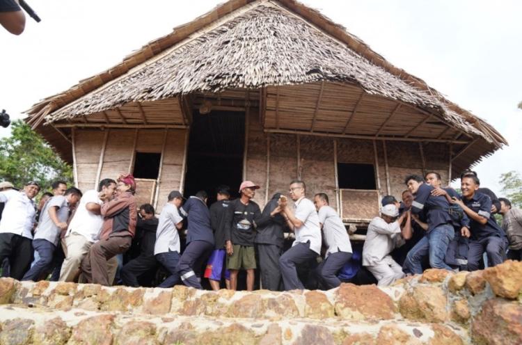 PT Timah Perkuat Harmoni dengan Masyarakat Adat Mapur untuk Masa Depan Keberlanjutan