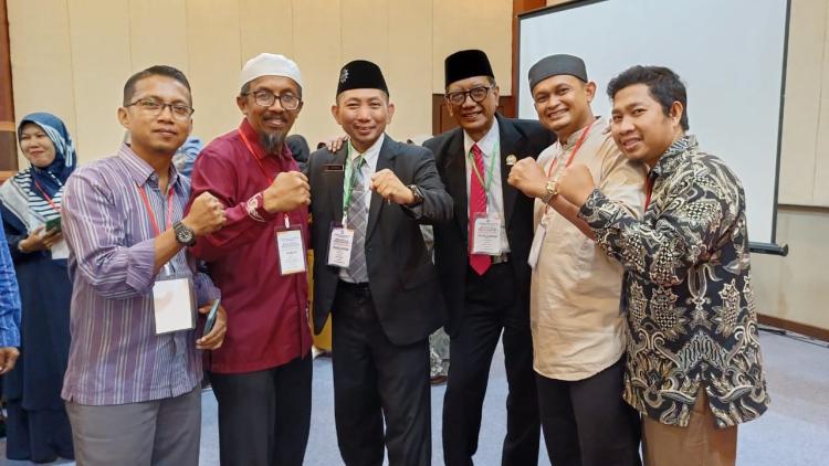 Prof Irwan Akib Nyatakan "Ke Gila an" Jadi Simbul Semangat dalam Penutupan Diksuspala Nasional  Regional 3