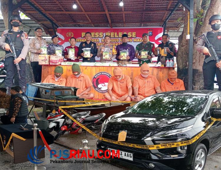 Polres Bengkalis Berhasil Ungkap 37 Kali Lakukan Pengiriman Narkoba dan Musnahkan 1 Kg Sabu