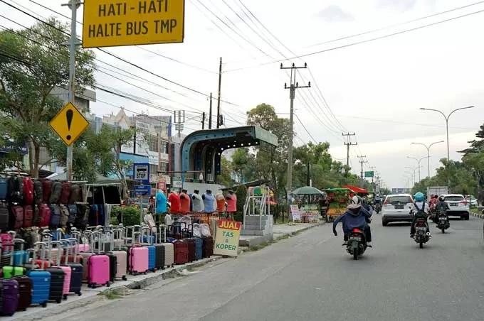 Soal PKL di Jalan Soebrantas, DPRD Pekanbaru Minta Pemko Ambil Langkah Tegas 