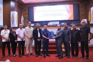MoU KUA-PPAS R-APBD 2025 Ditandatangi DPRD dan Pemko Pekanbaru
