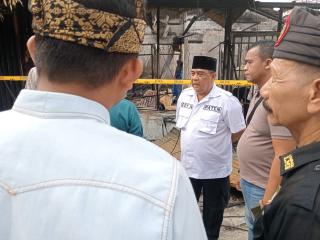 Sebelum Jadi Khatib Jumat dan Kampanye Dialogis di Sri Meranti, Calon Walikota Pekanbaru Nomor 4 Kunjungi Korban Kebakaran
