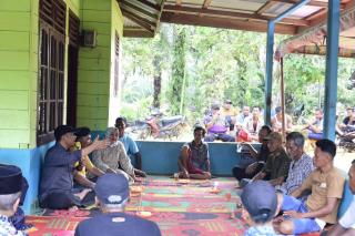 Warga Bukit Sembilan Minta Kampung Tempat Tinggalnya Diputihkan dari Status Kawasan Hutan