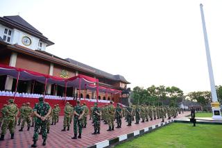 Retreat Kabinet Merah Putih: Bangun Sinergi dan Disiplin di Akmil Magelang