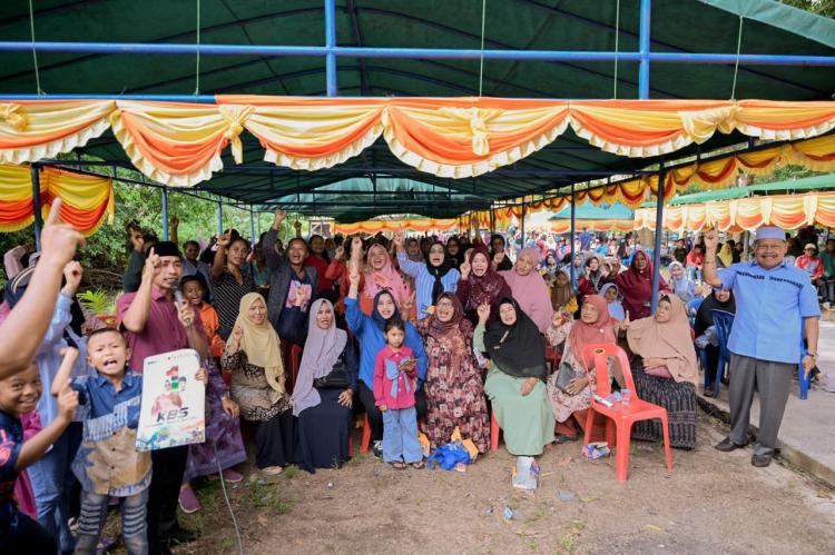Berkat Komitmen Pembangunan Jalan, Masyarakat 3 Desa di Kecamatan Bantan Siap Dukung Kasmarni Satu Kali Lagi